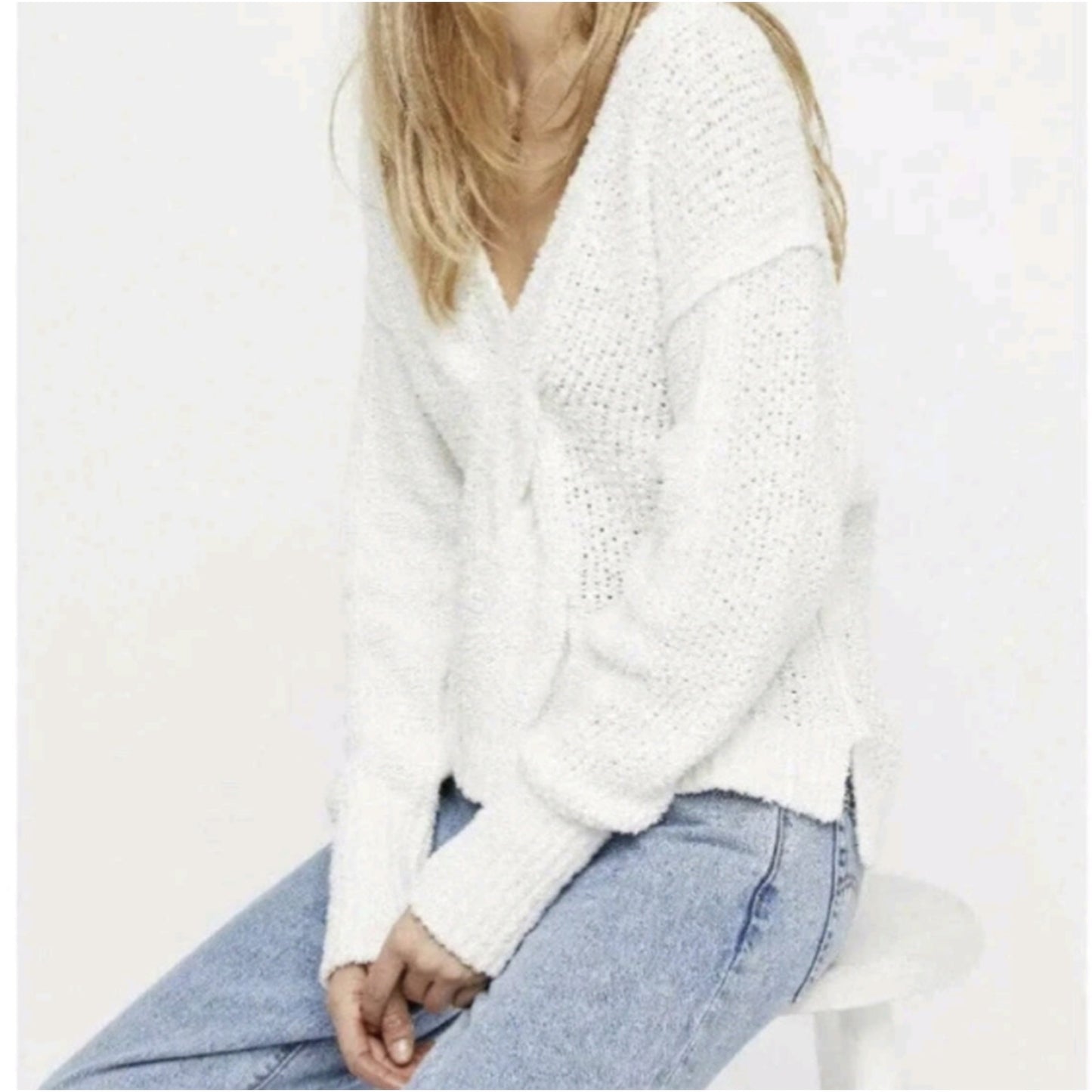 Free People Coco V neck White Waffle Knit Oversized Beach Casual Sweater Size M