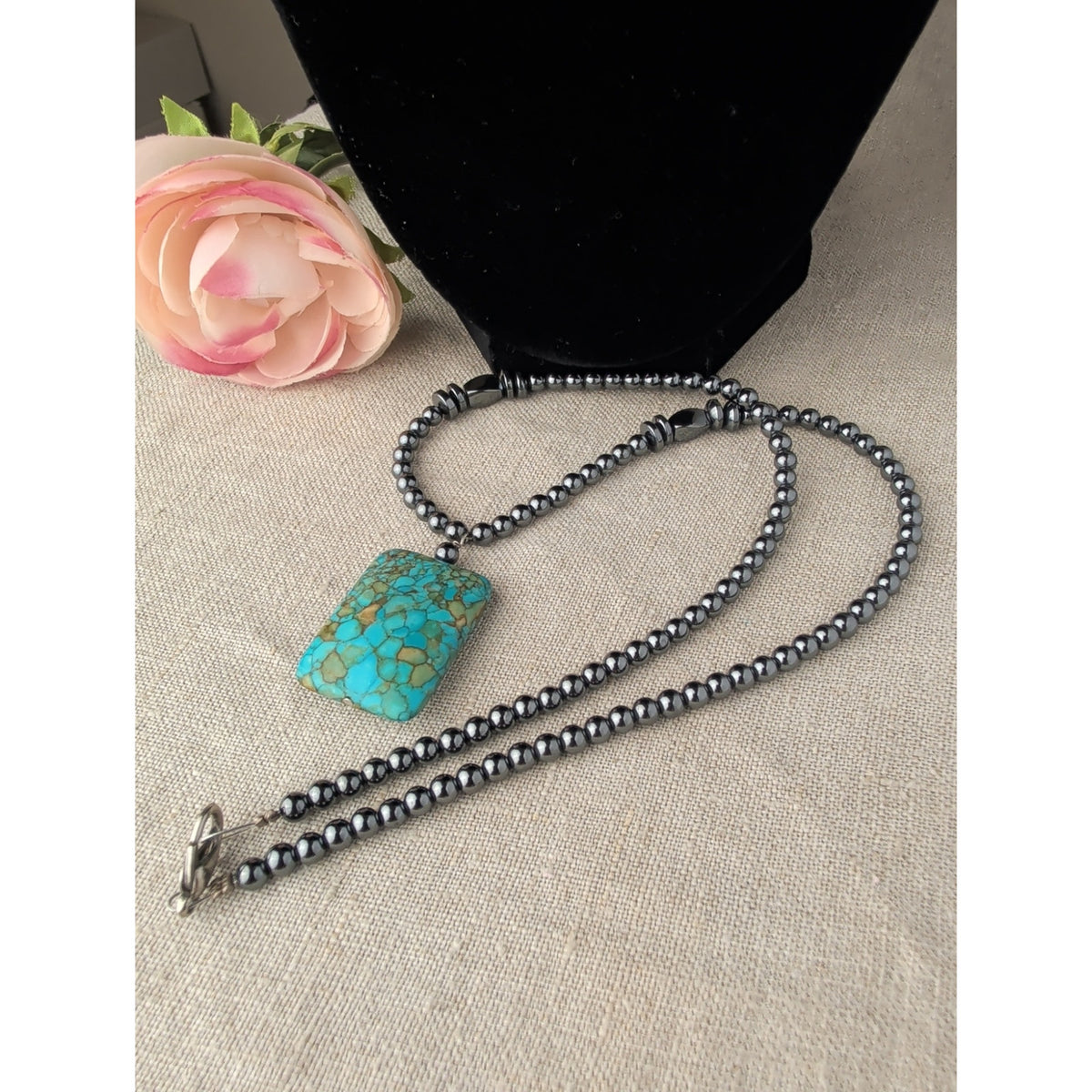 Natural Hematite With Dyed Howlite Crackled Turquoise Pendant Necklace