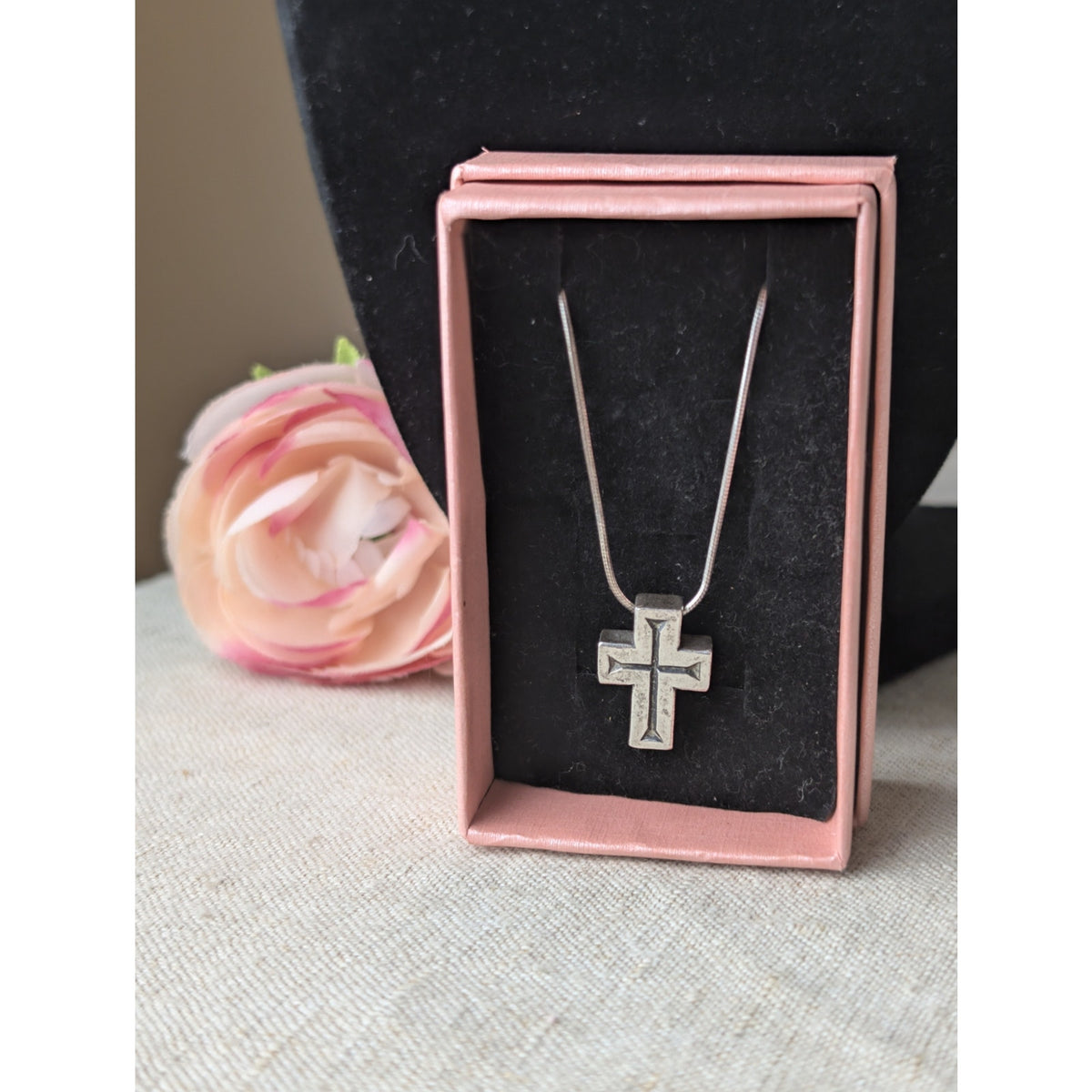 Retired James Avery Dimensional Sterling Silver Cross Pendant on 17" Vintage 925 Snake Chain Necklace - 9g Rare Candelabra Hallmark Unisex