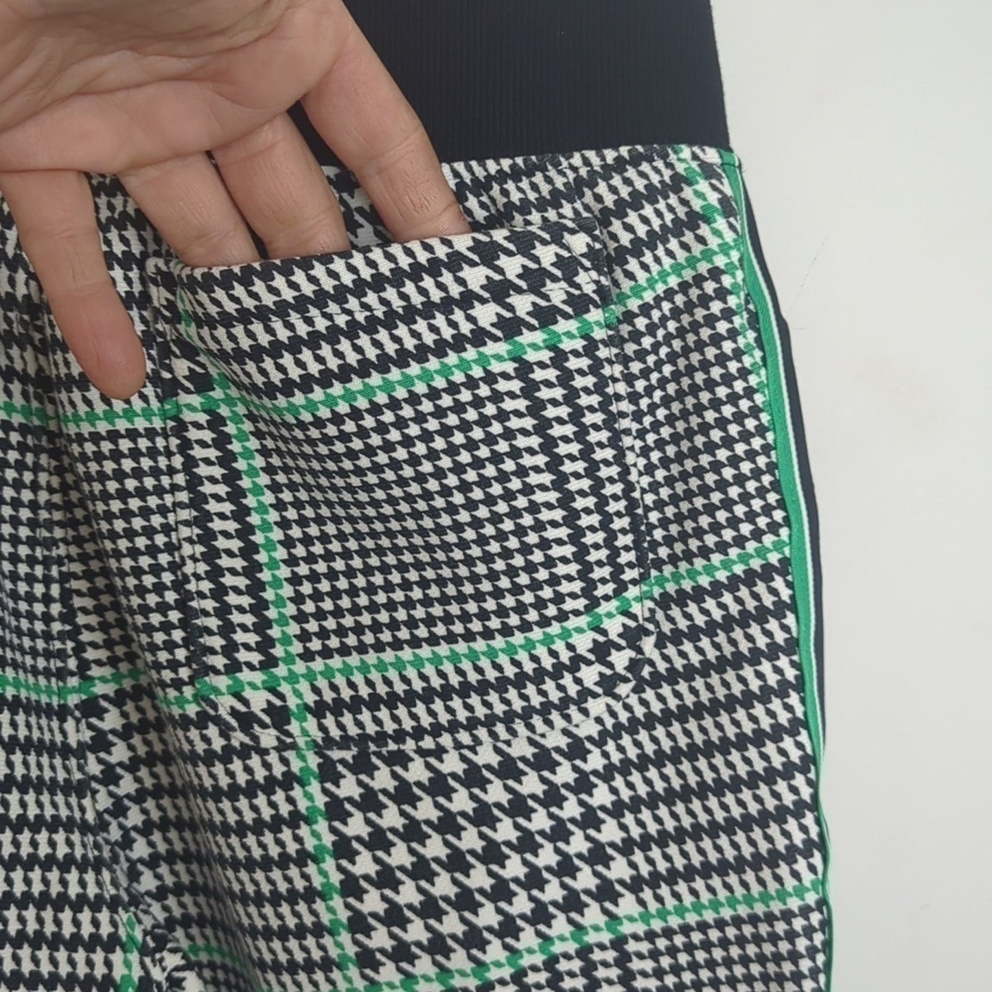Champion Academia Jogger Sweatpants Houndstooth Women's XS