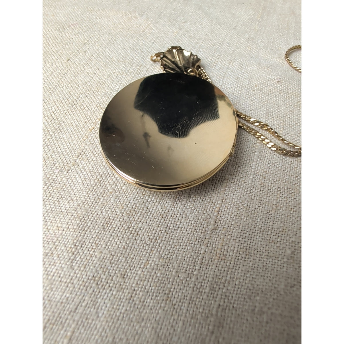 Whimsical Y2k Gold Tone Chain & Ornate 2"  Locket  Coquette