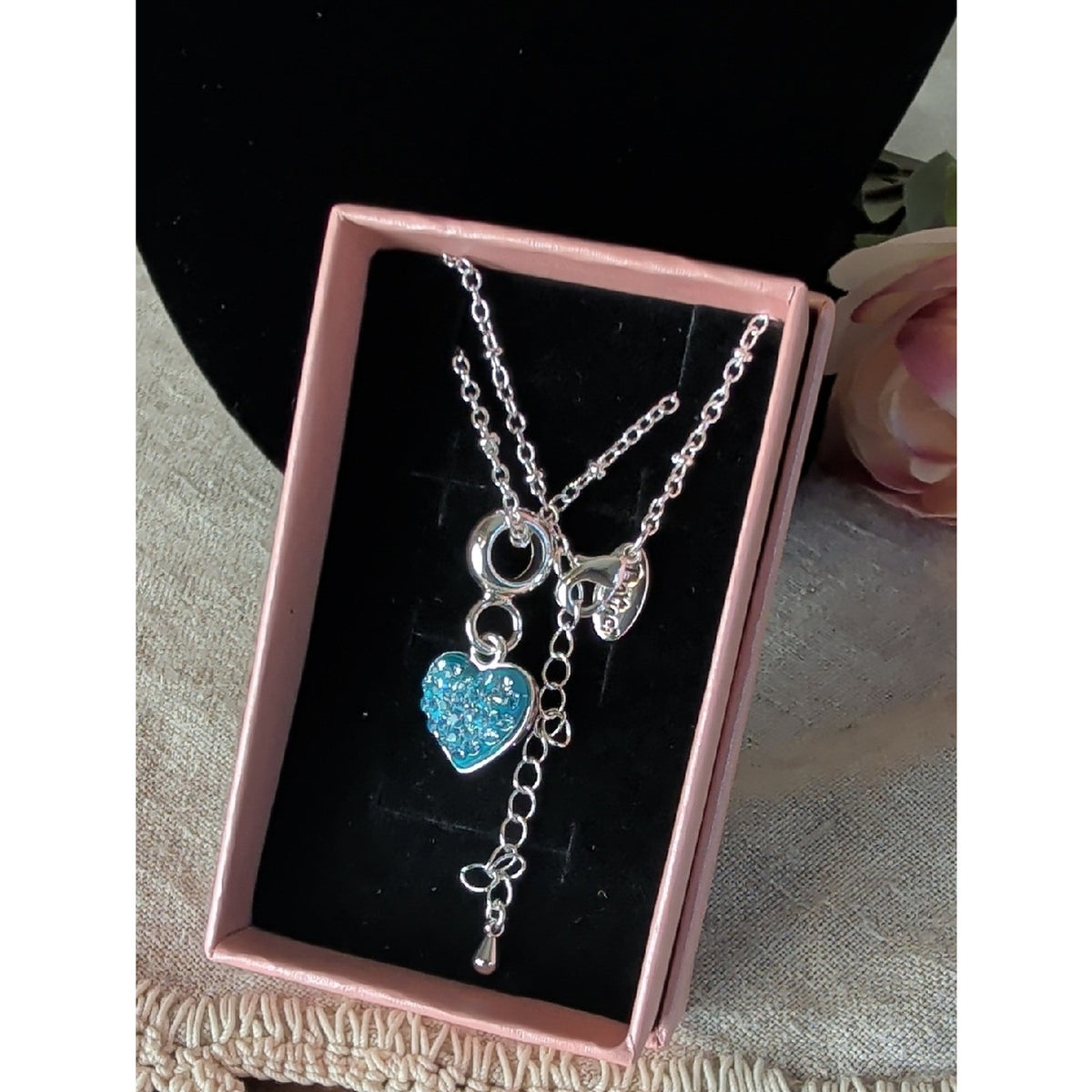 DaVinci Blue Rhinestone Heart Pendant Necklace | Y2K Silver Tone Charm Necklace