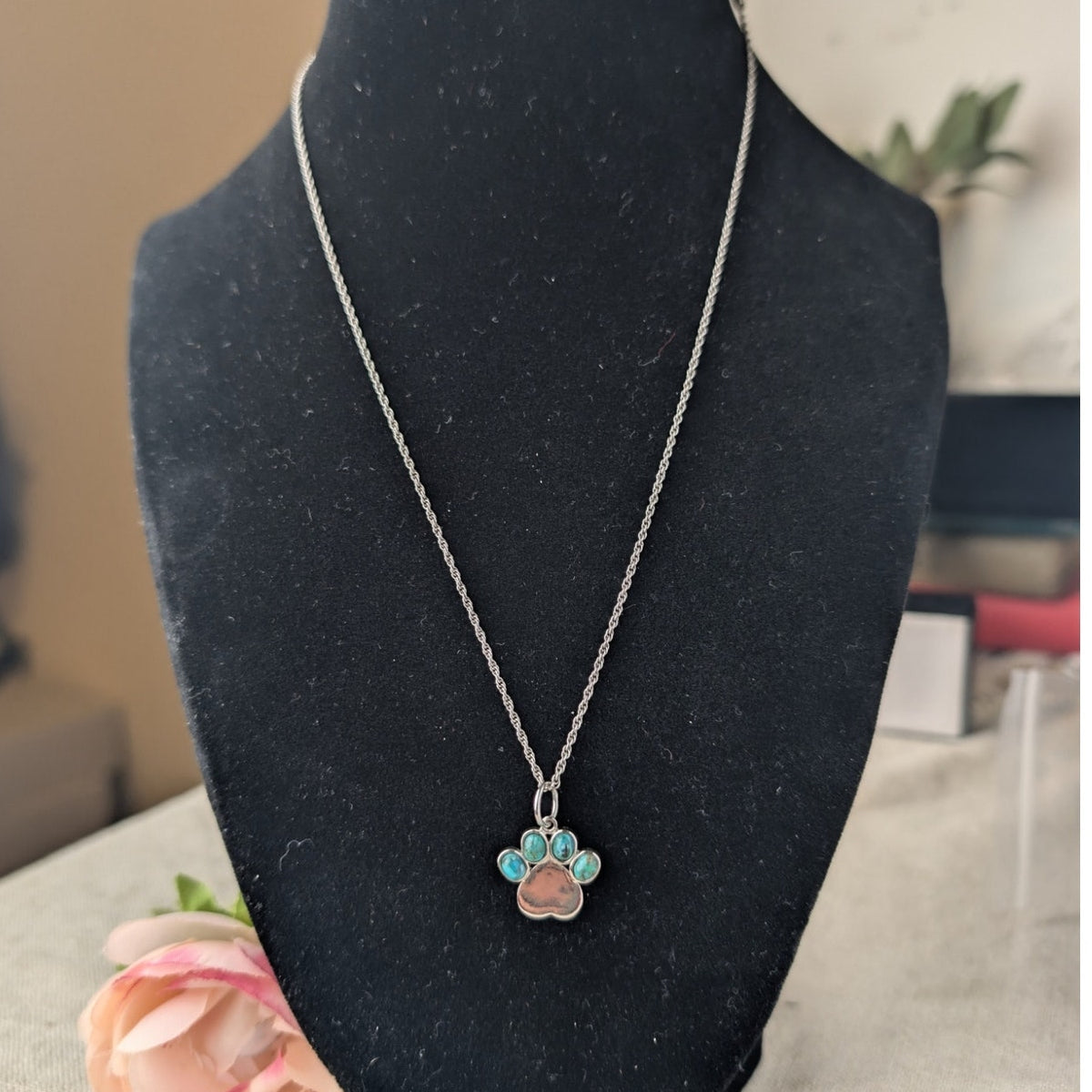 NWT Sterling Silver & Turquoise Pendant Necklace Paw Print