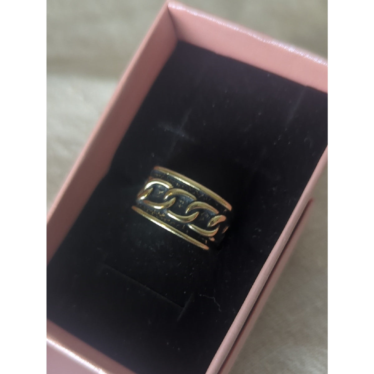 Vintage Castings on Parade Chain Link Ring  Size 7.5 Black Enamel Gold Plated
