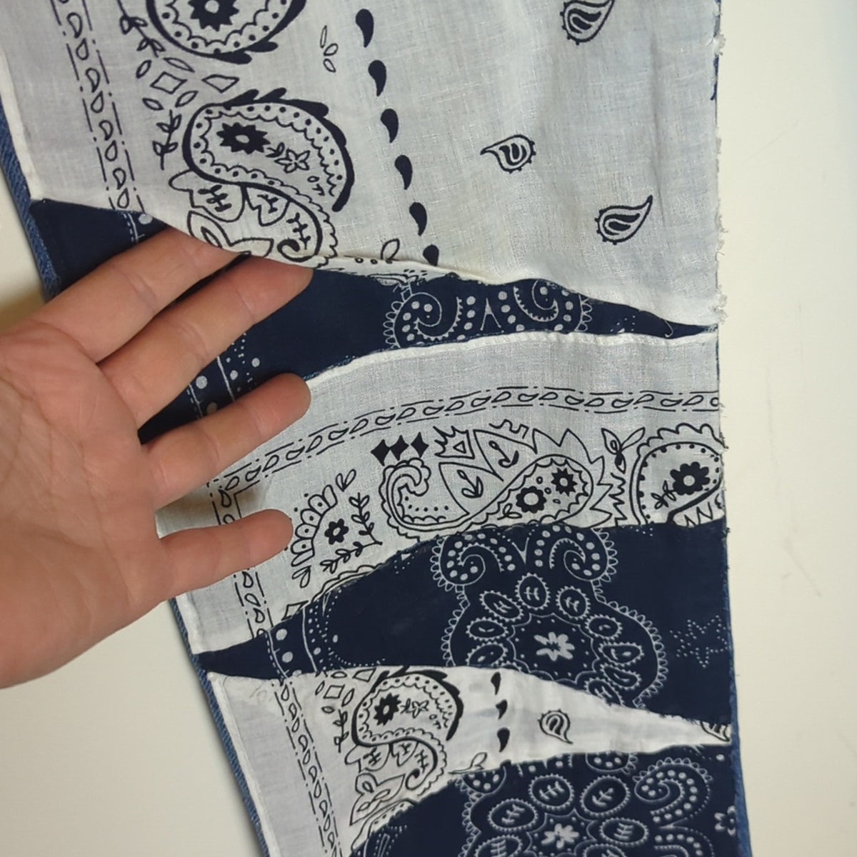 Highwaisted Jeans Upcycled Bandana Denim Y2K Streetwear