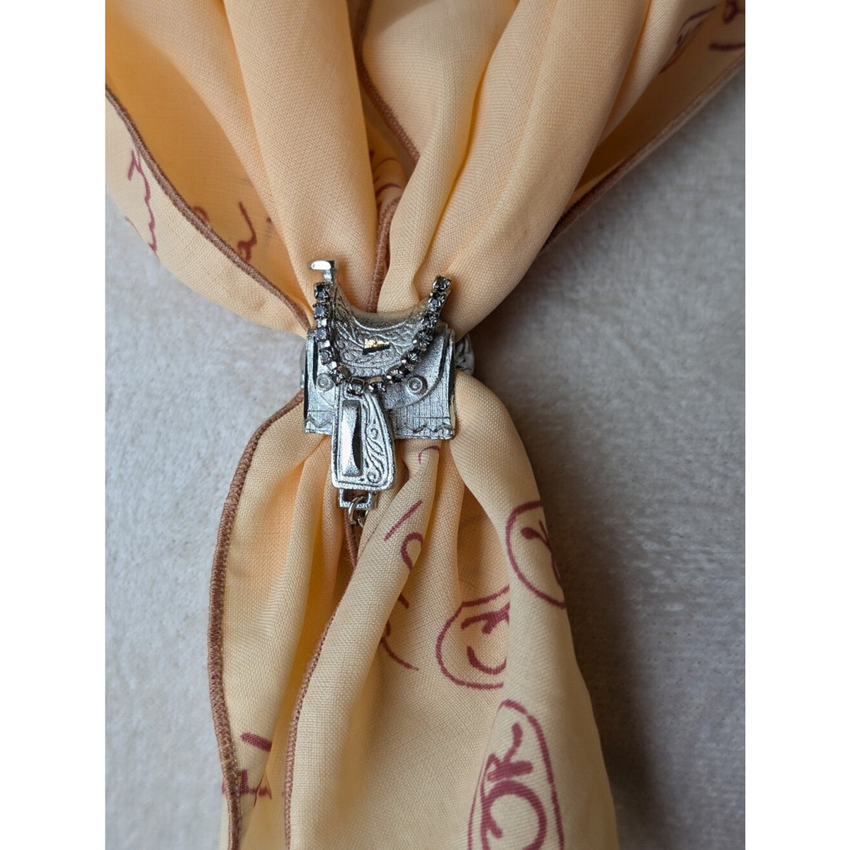 Western Saddle Scarf Slide Ring Silver Tone Rhinestone Cowgirl Equestrian