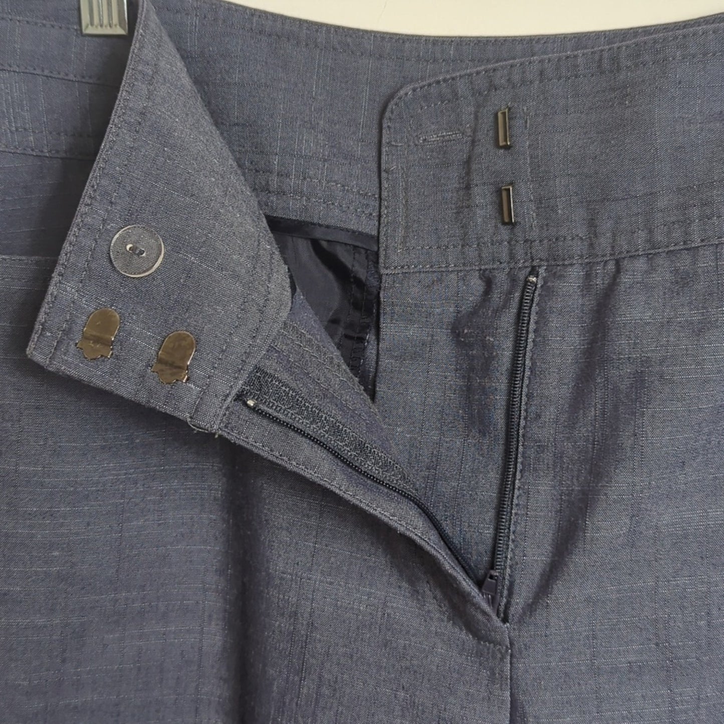 Minimalistic Grey Wide Straight Leg Pants Women's Size 12