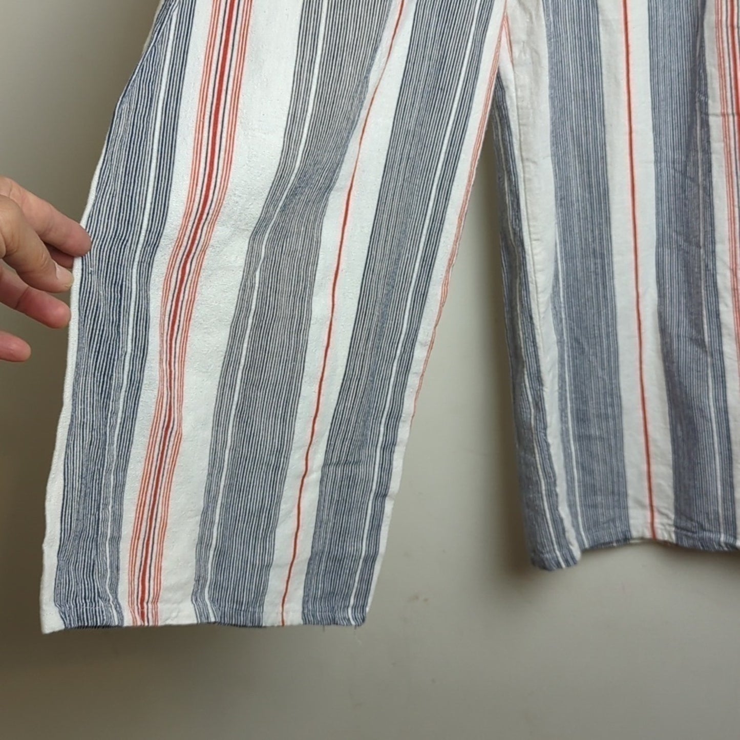 Beachy Loungwear Linen Blend Wide Leg Pull on Striped Capris Small