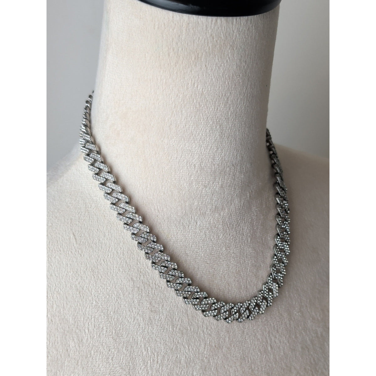 Vintage Pavé Rhinestone Cuban Link Choker Necklace Iced Out Silver Tone 16"