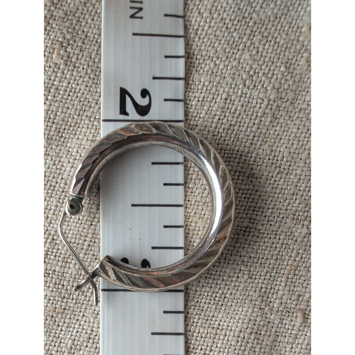 925 Sterling Silver 10K Gold Accent Hoop Earrings Vintage Two Tone Leaf Carved