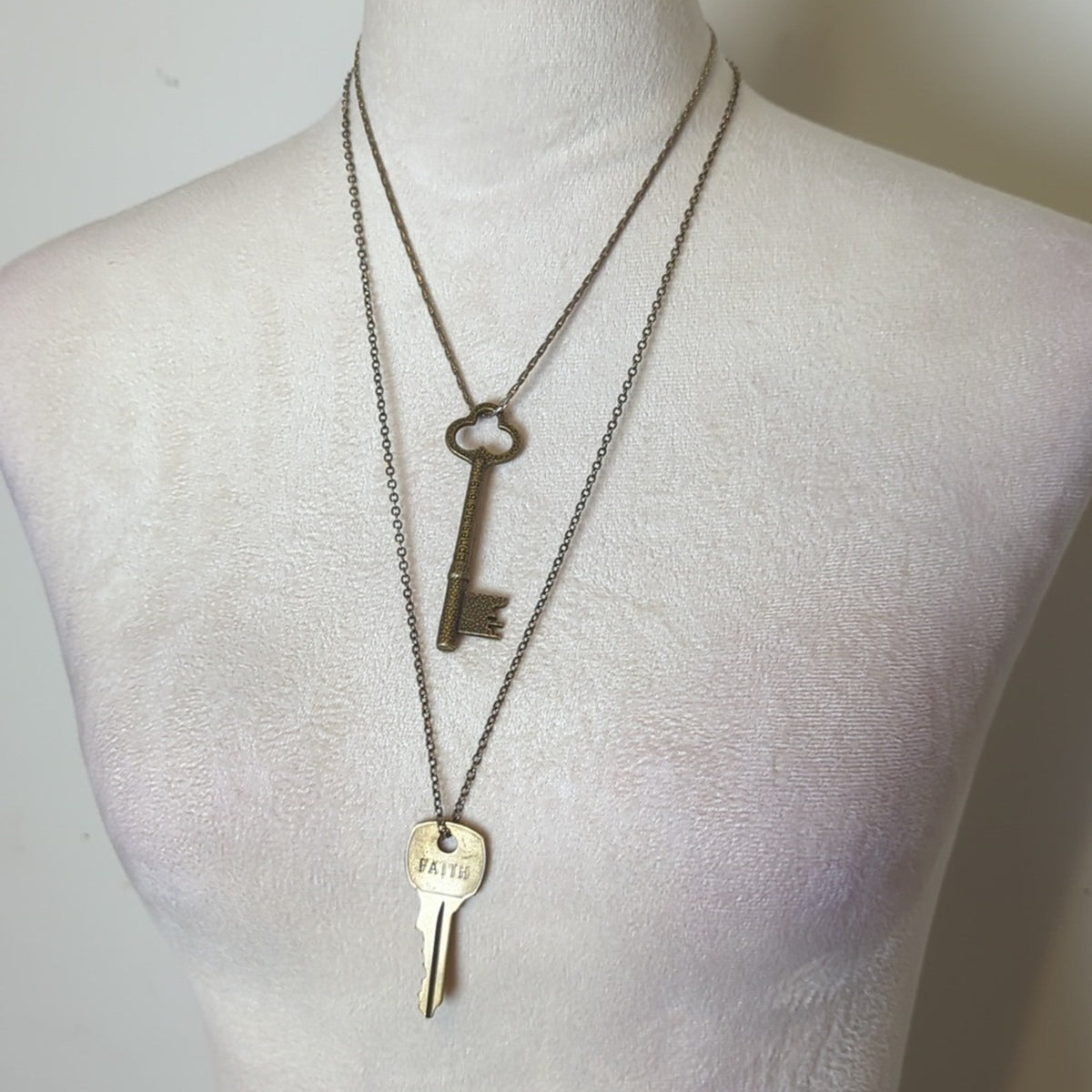 Layered Faith Key Necklace Set  Ephesians 6:19 Scripture Key Pendant Y2K