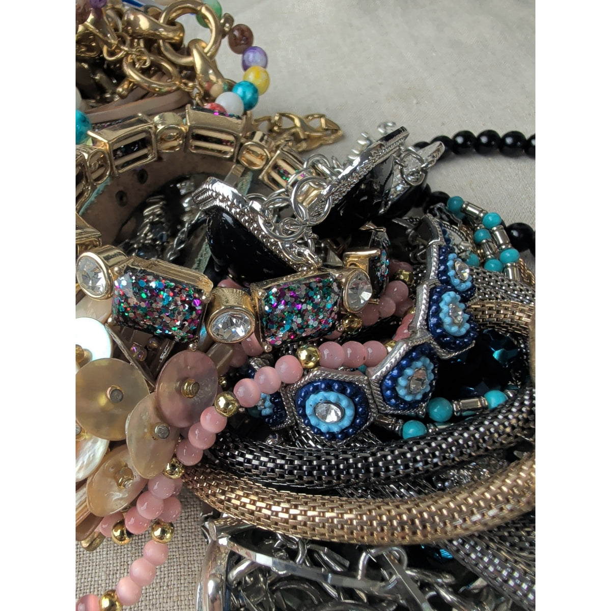 2 Pounds Mystery Wearable Bracelet Lot!!