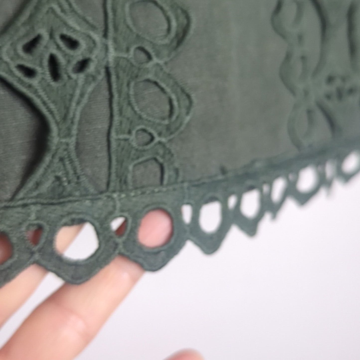 Dinah Crochet Overlay Skirt Khaki Green Women's Size 10
