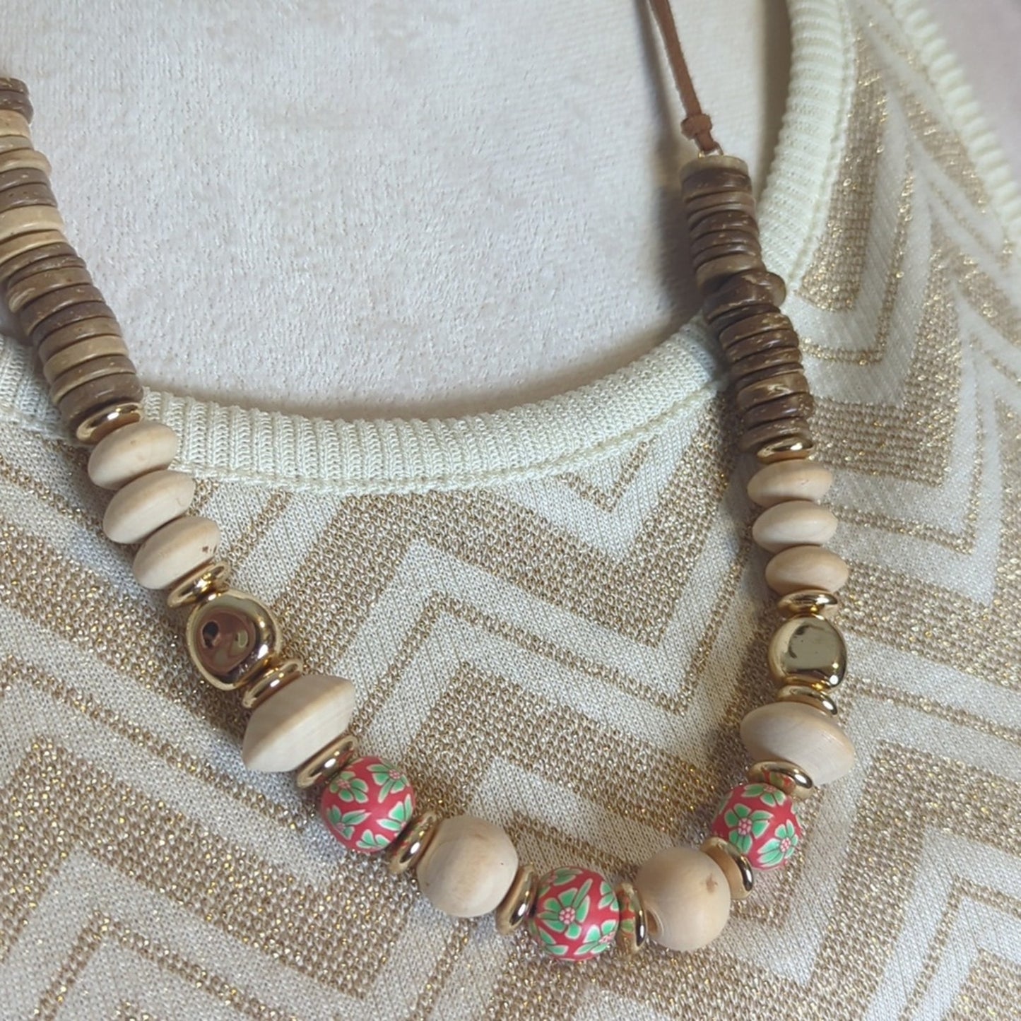 Y2K Vera Bradley Boho Luxury Painted Necklace With Suede Leather Strap