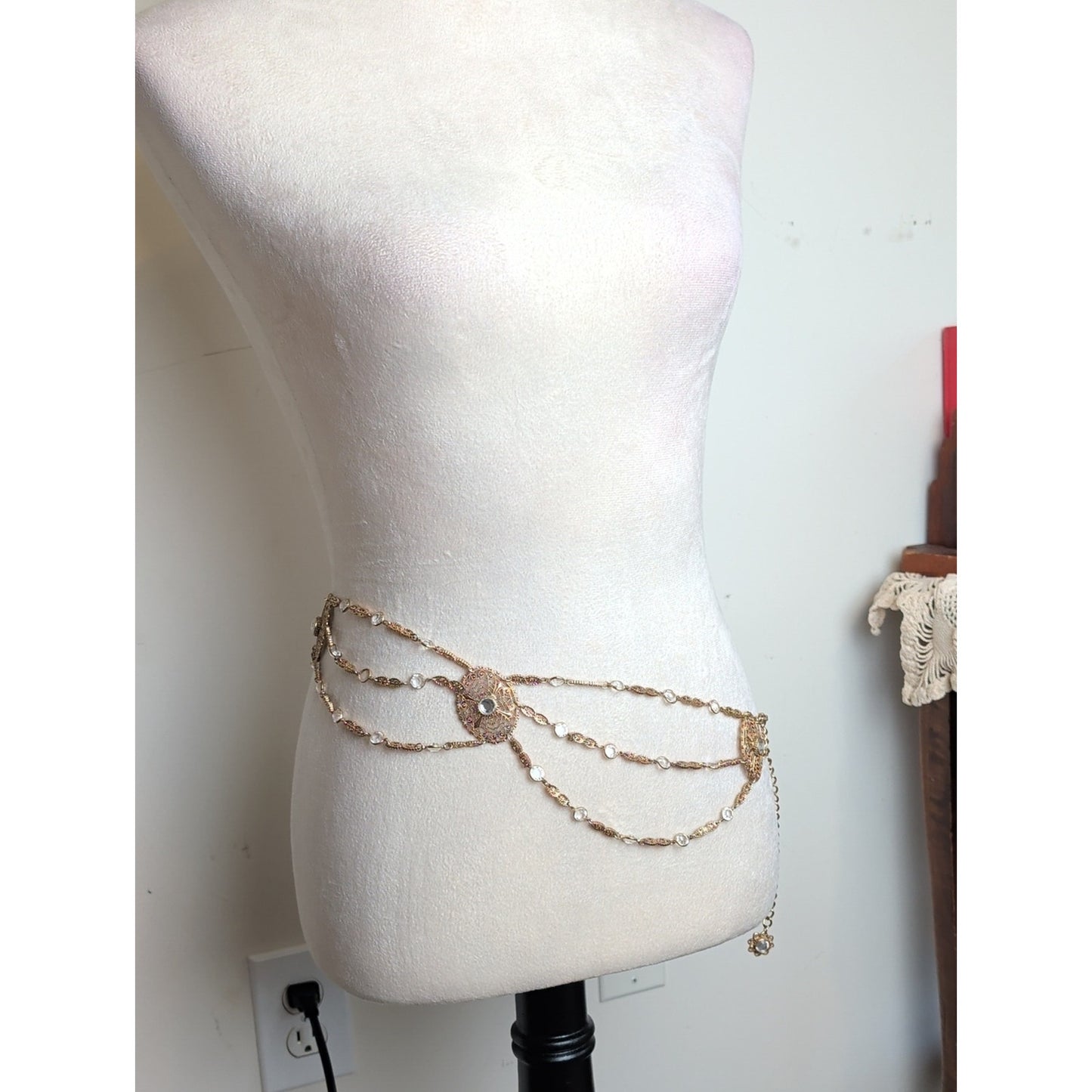 Boho Gold Tone Filigree Crystal Waist Belt Layered Chain Festival Fairycore