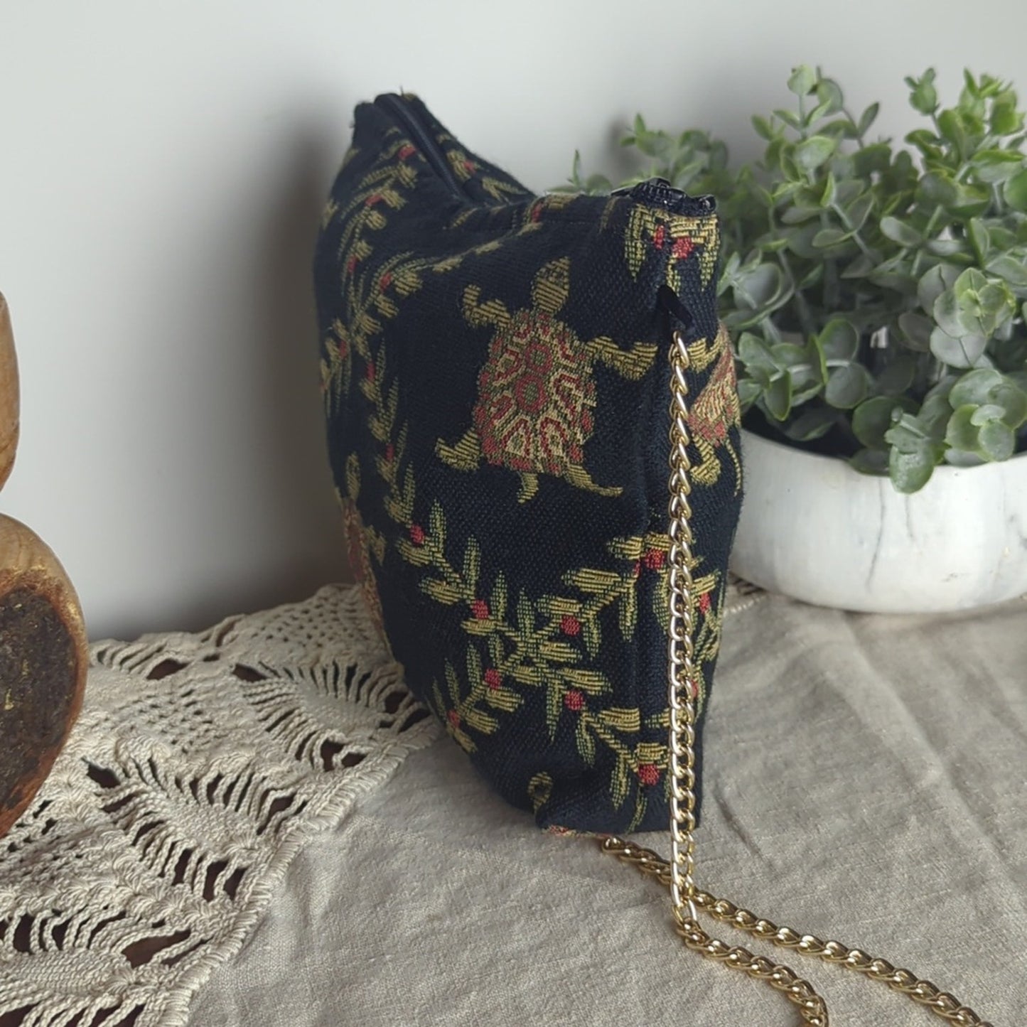 Vintage Tapestry Rare Turtle Crossbody Bag Coastal Y2K Chain Strap Purse