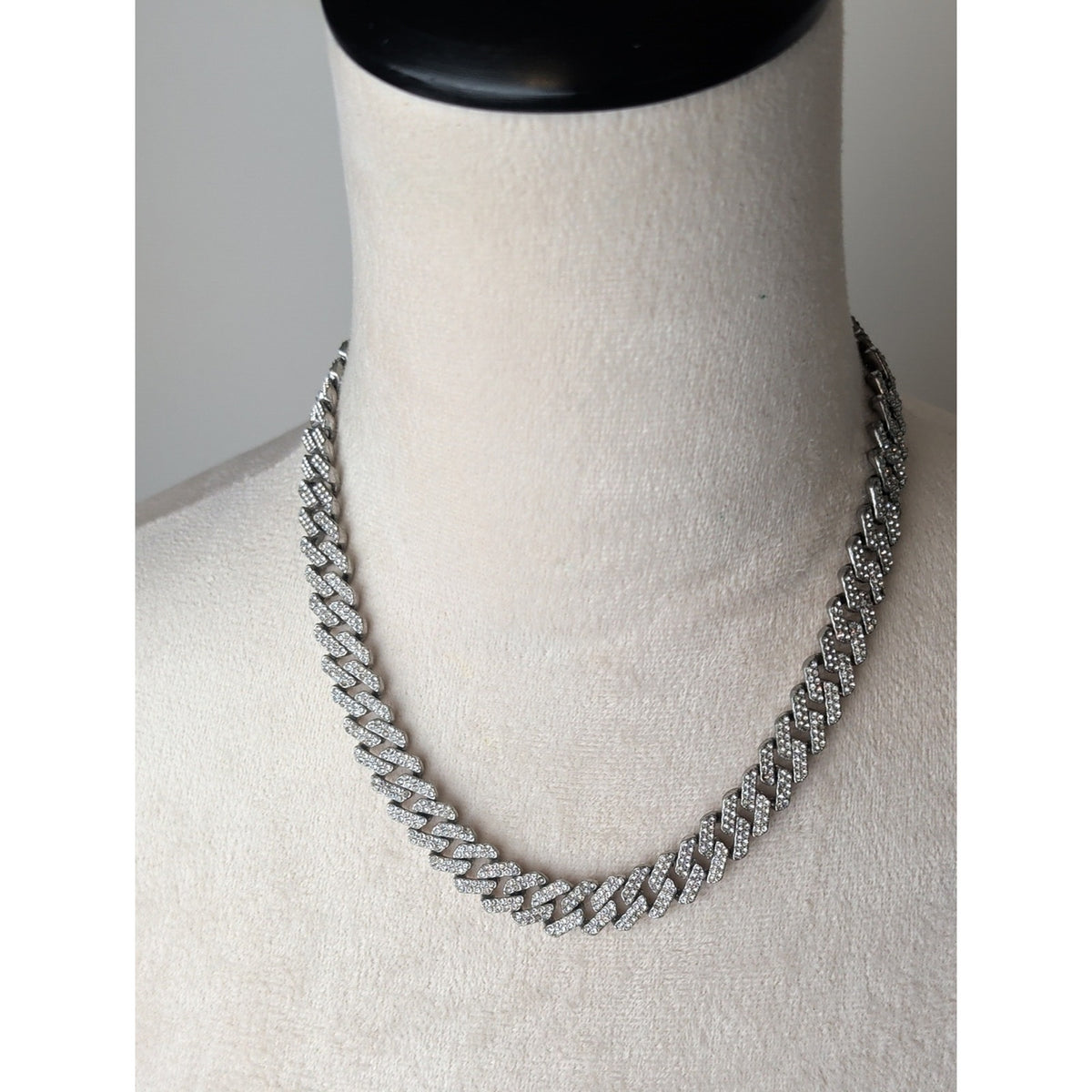 Vintage Pavé Rhinestone Cuban Link Choker Necklace Iced Out Silver Tone 16"