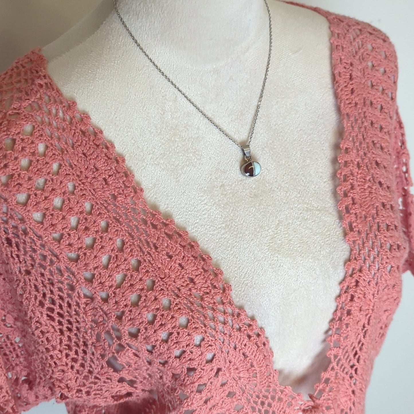 Vintage Crochet Cardigan Top Cropped Open Knit Dusty Rose Romantic Coquette