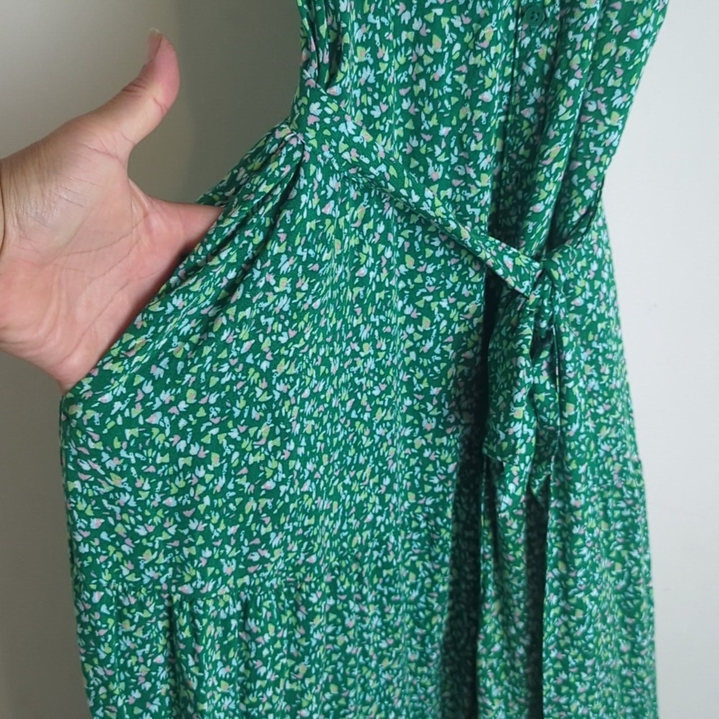 Kelly Green Floral Farmhouse Maxi Dress With Pockets and Belt Women's Size Small