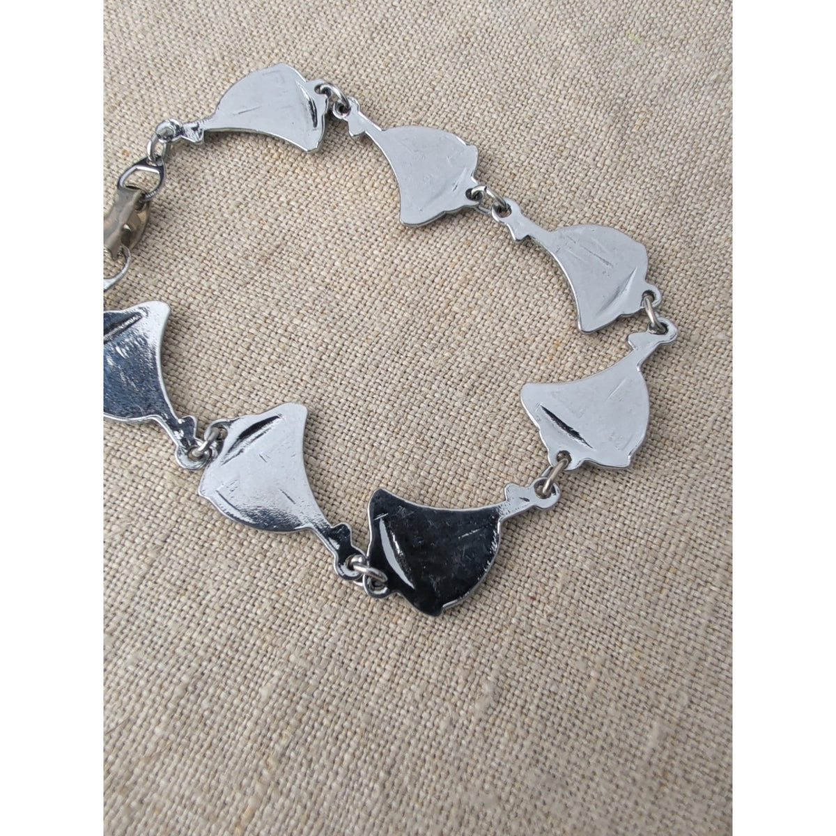 Vintage Silver Tone Sailboat Abalone Inlay Link Bracelet 7.5".