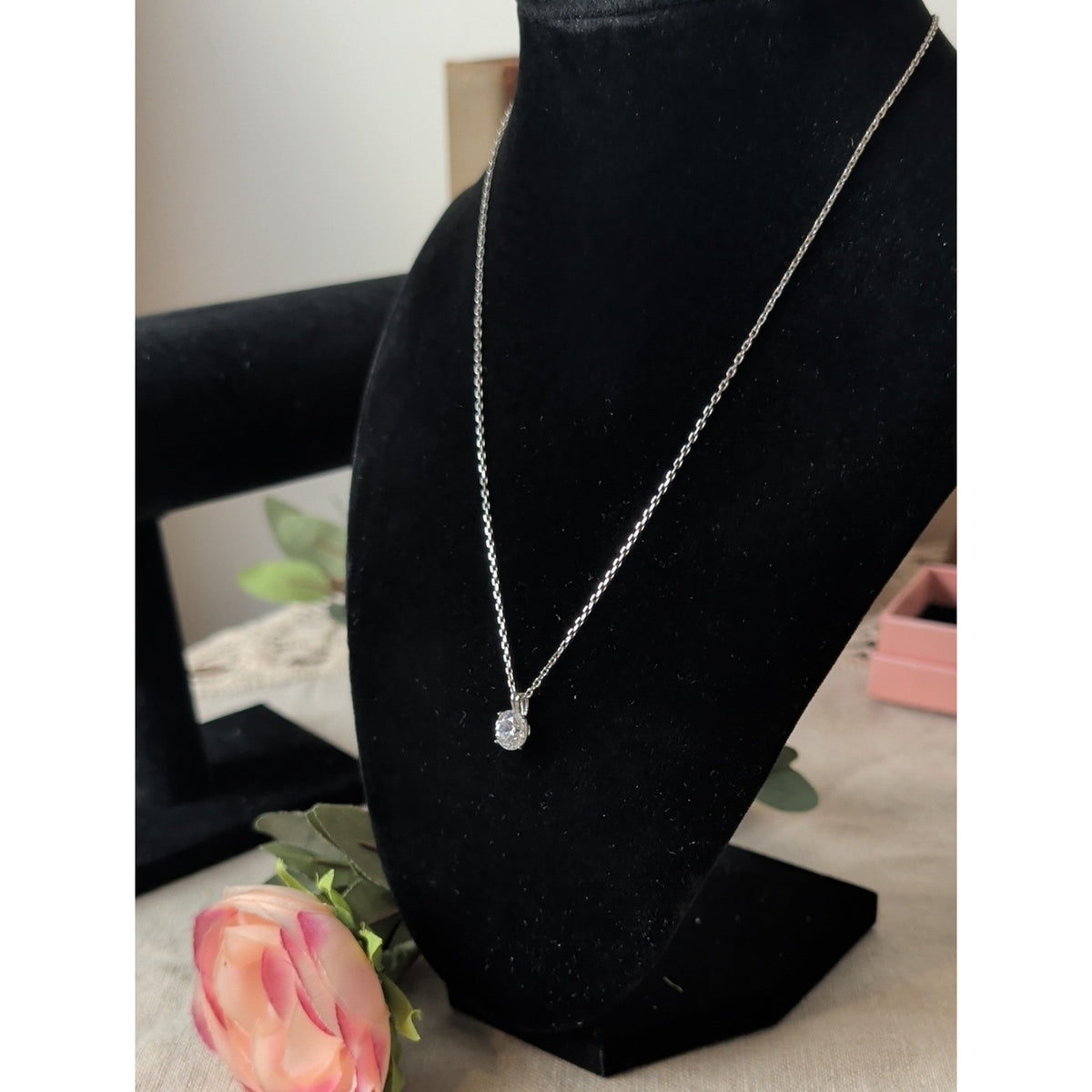 925 Sterling Silver Clear Quartz Solitaire Pendant Necklace Minimalist Sparkle
