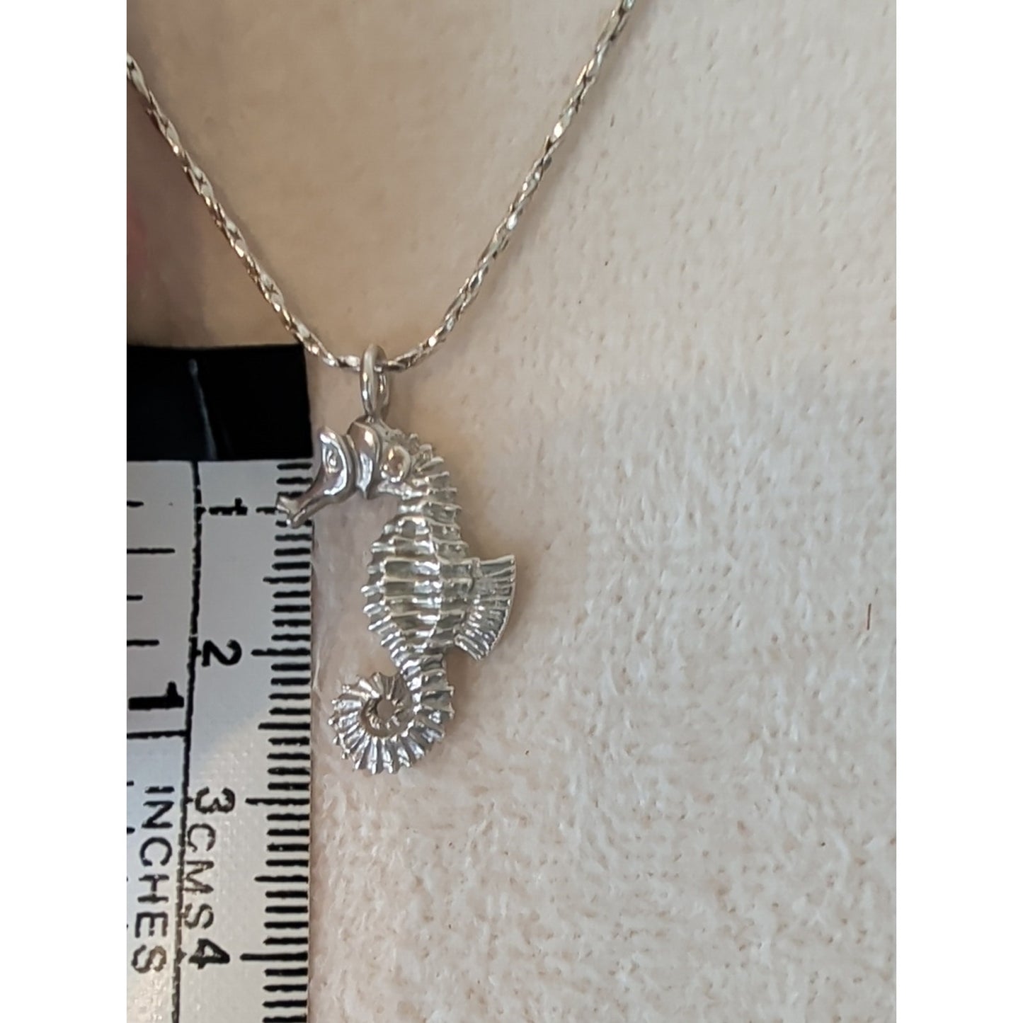 925 Sterling Silver Seahorse Pendant Necklace Ocean Coastal Beach Nautical