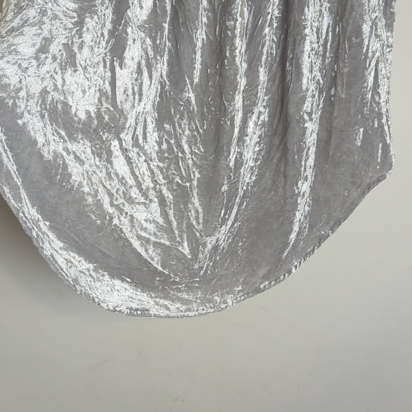 Silver Velvet V-Neck Flutter Sleeve Pullover Babydoll Top Women's Size S