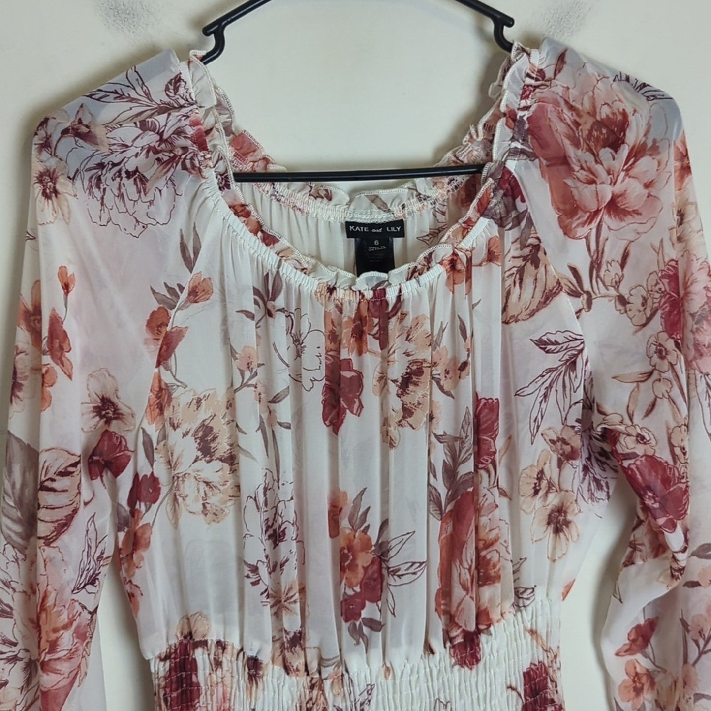 Maxi Floral Semi-Sheer Boho Chic Ruffled Smocked Dress Women's Size 6