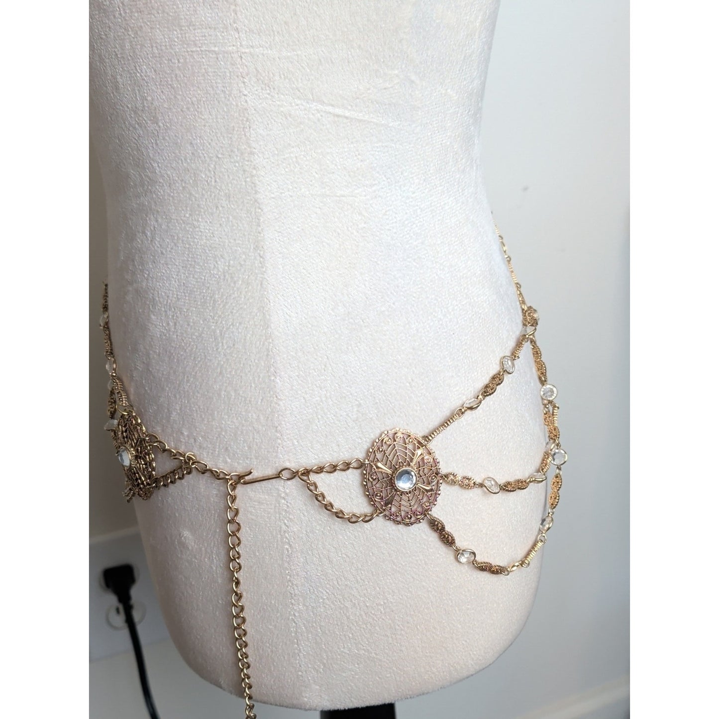 Boho Gold Tone Filigree Crystal Waist Belt Layered Chain Festival Fairycore