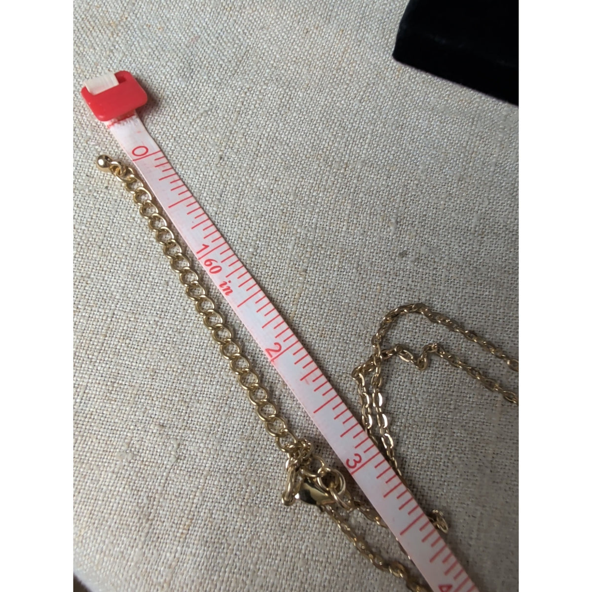 Elegant Gold-Tone Twisted Knot Pendant Necklace