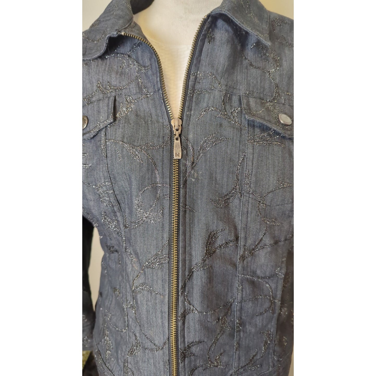 Boho Chic Dark Zip Up Denim Jacket Whimsical Embroidered Embellishment Size 12