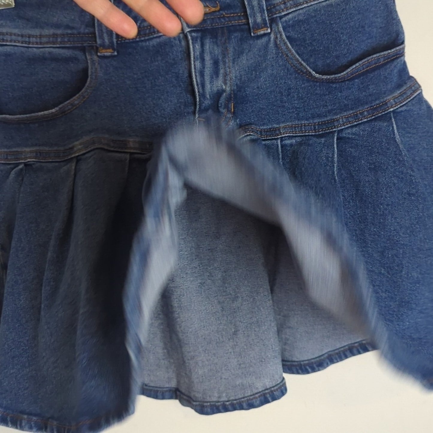 Preppy-Goth Denim Tennis Mini Skirt Pleated Pockets Size Medium