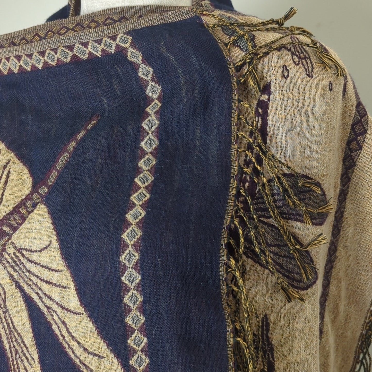 Vintage Dragonfly Water Lily Jacquard Tapestry Shawl Fringe Blanket Scarf Woodland Whimsical