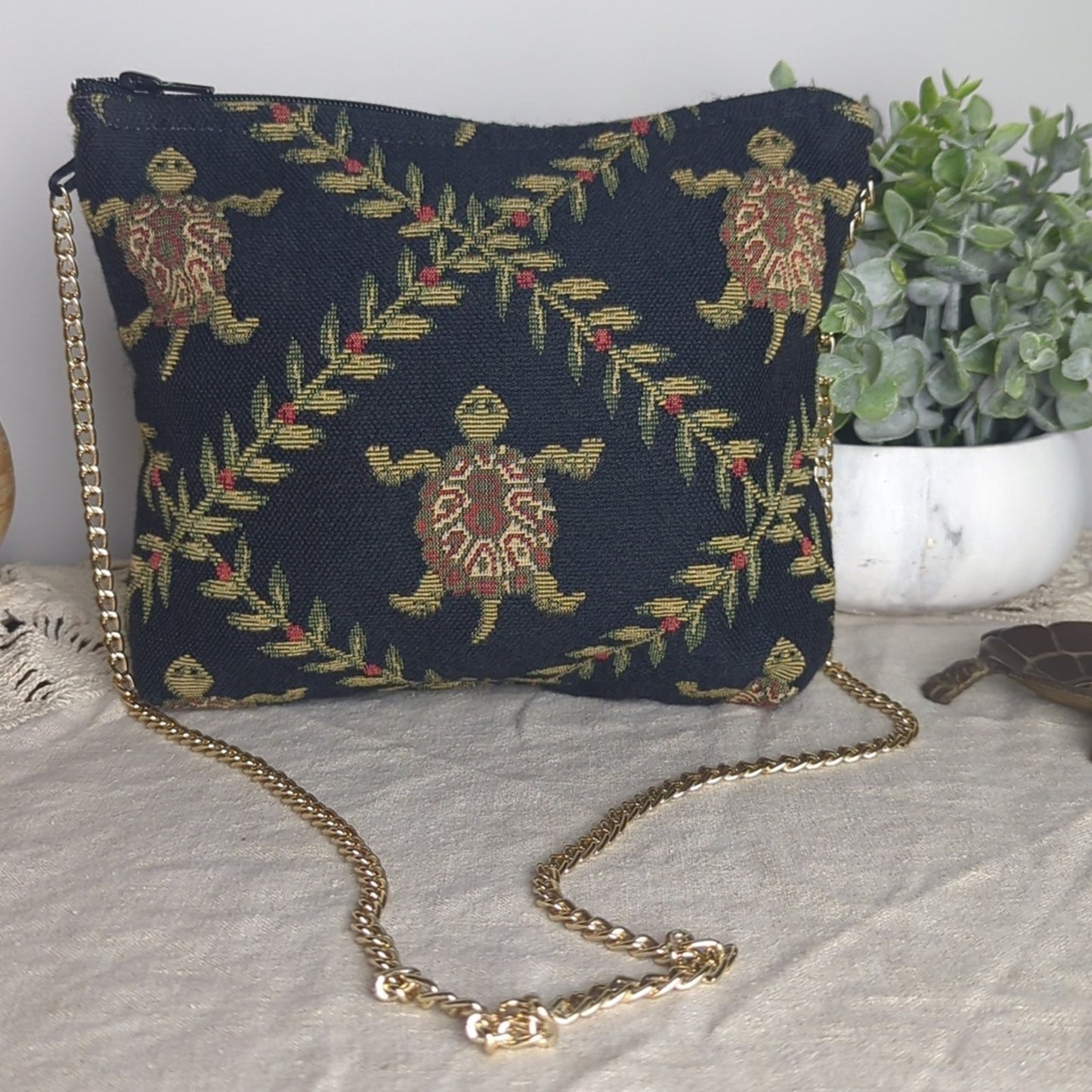 Vintage Tapestry Rare Turtle Crossbody Bag Coastal Y2K Chain Strap Purse