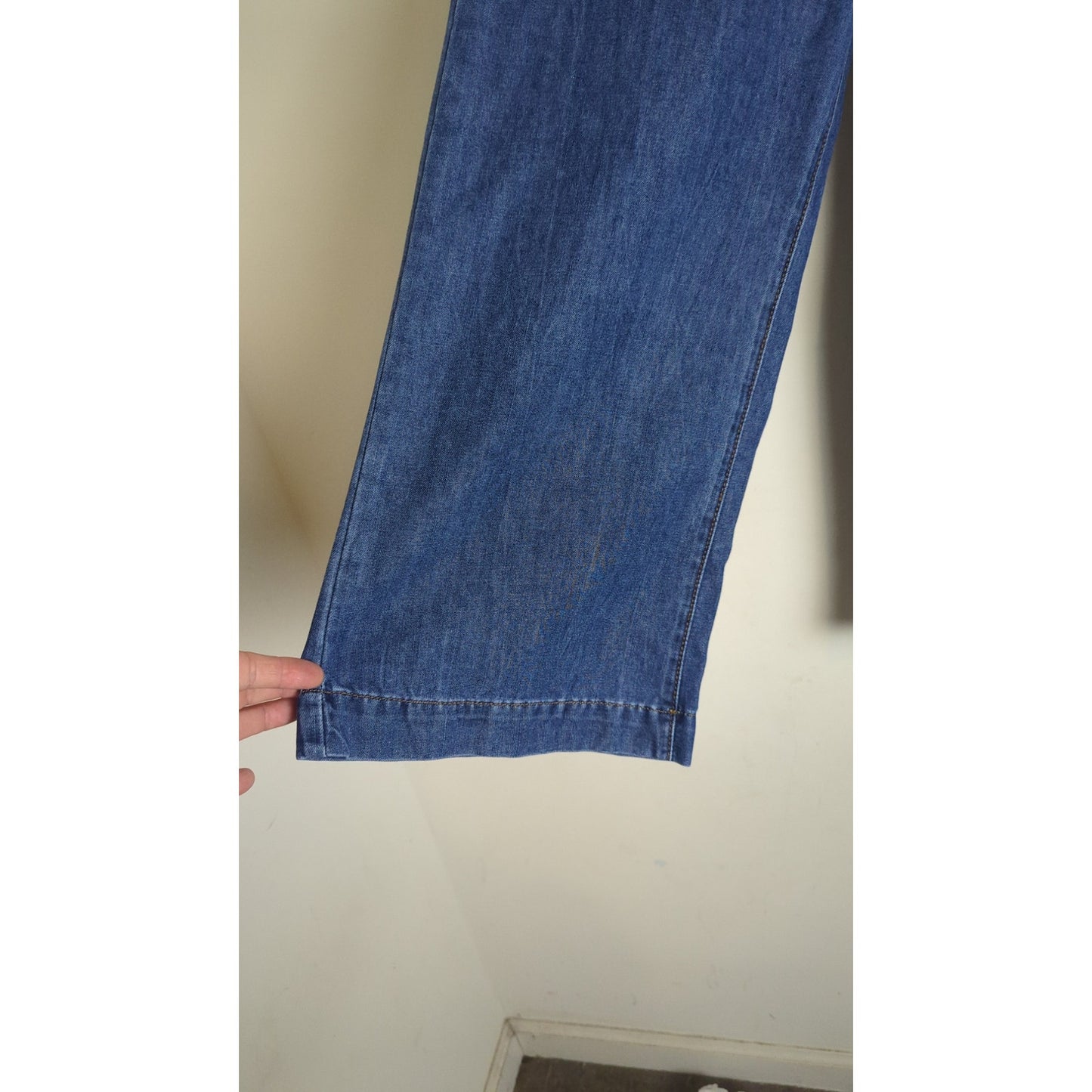 Vintage Inspired Wide Straight Leg Capri Jeans Women's Size 4