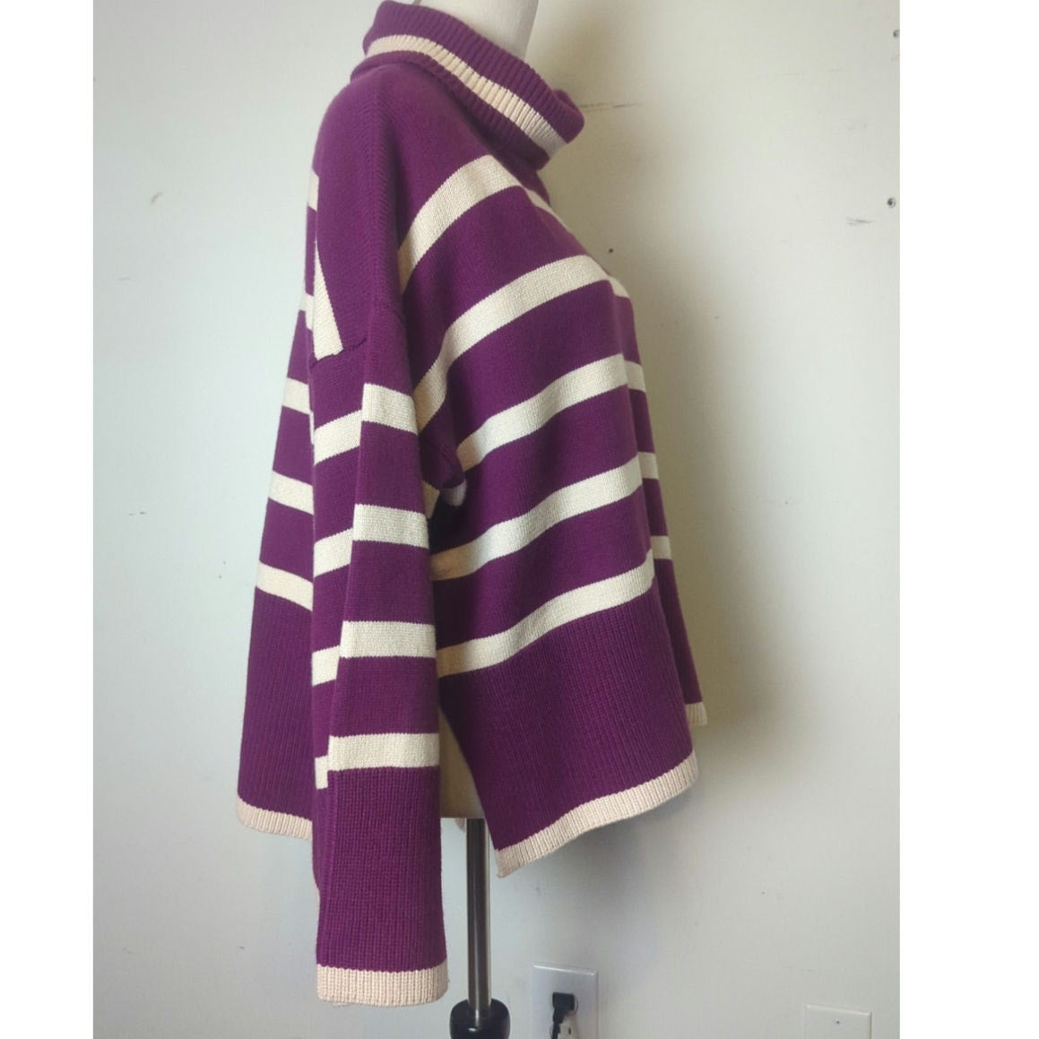 Cozy Tristan Sweater Plum Wide Sleeves Medium