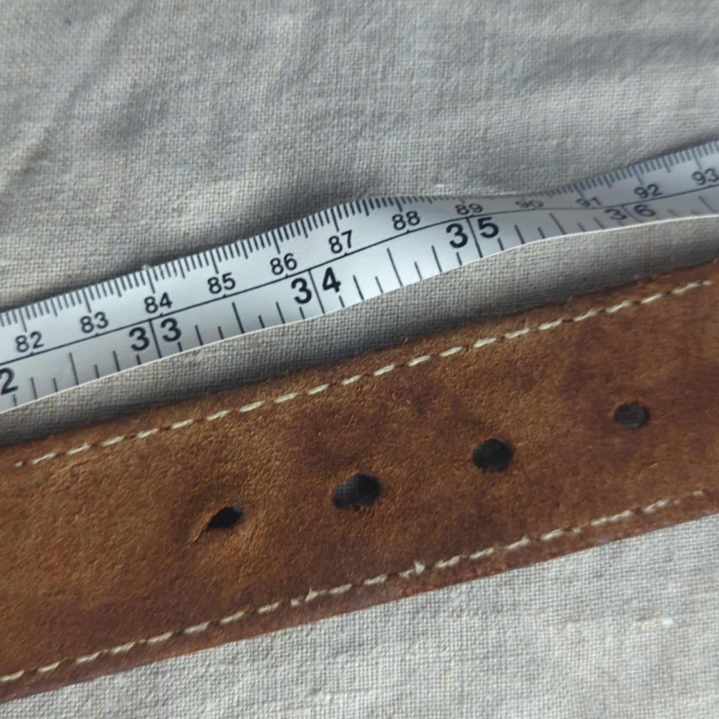 Vintage 1988 Bergamot Brass Works Deer Belt Buckle Embossed Leather Belt Hunting