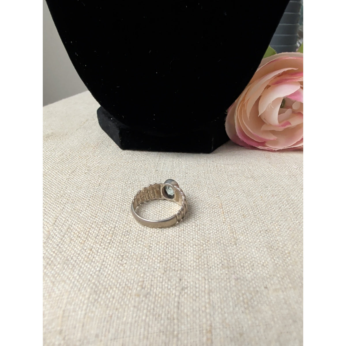 Vintage Ribbed Sterling 925 Topaz Ring Size 4.75