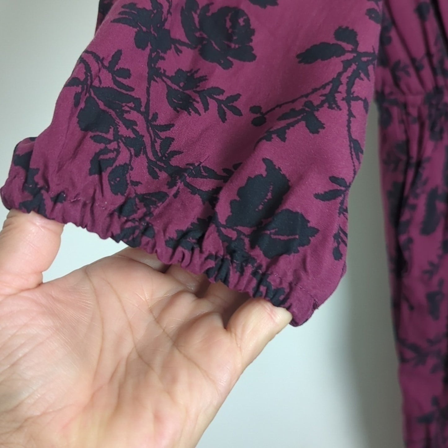 NWT Burgundy & Black Jumper Drawstring Elastic Waist Pockets Women's Small