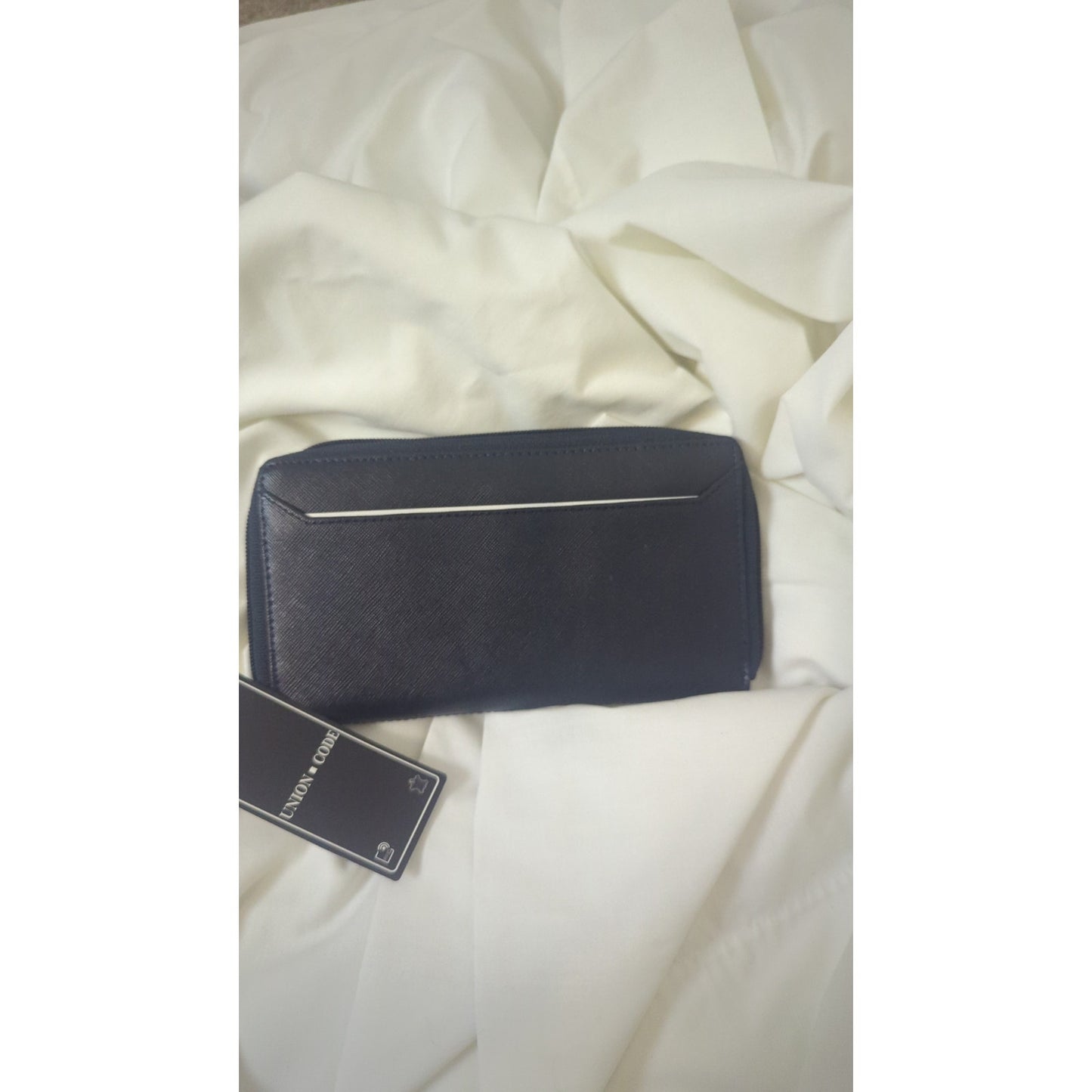 NWT Textured Black Leather RFID Data Safe Wallet Pink Interior