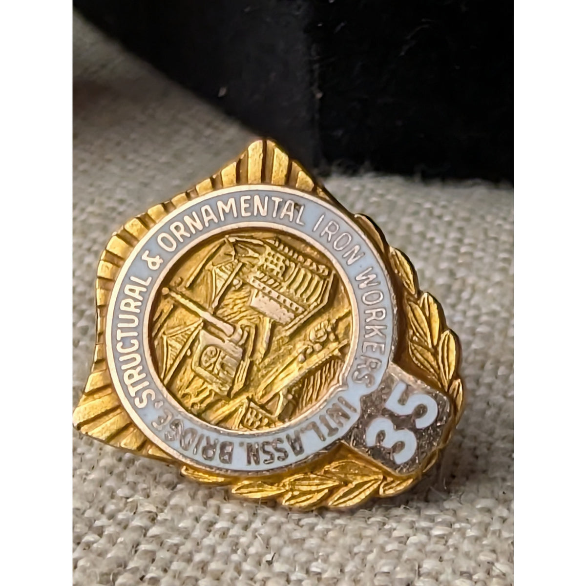 Vintage Solid 10K Gold Iron Workers Union 35 Year Service Pin 2g Lapel Tie Tac