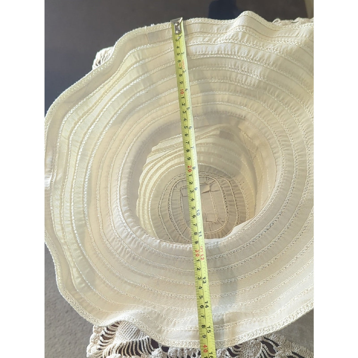 Vintage Y2K Ivory Wide Brim Sun Hat, Wired Adjustable Brim Romantic Garden Party