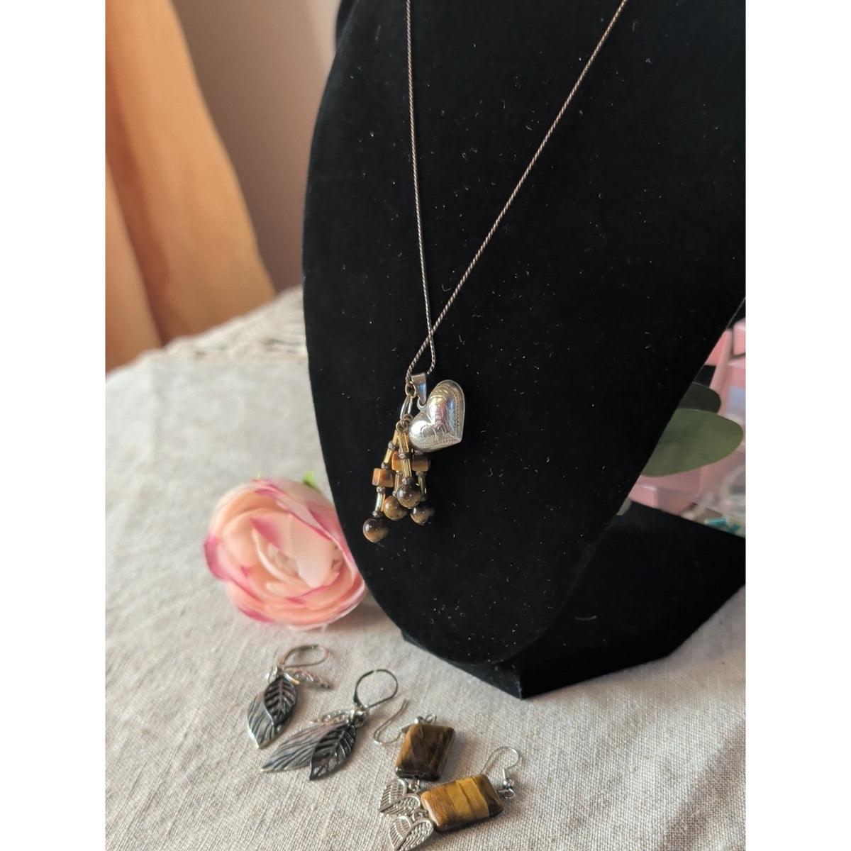Vintage Free Spirit Jewelry Set Tiger Eye Heart Wing Earrings Romantic Pendant