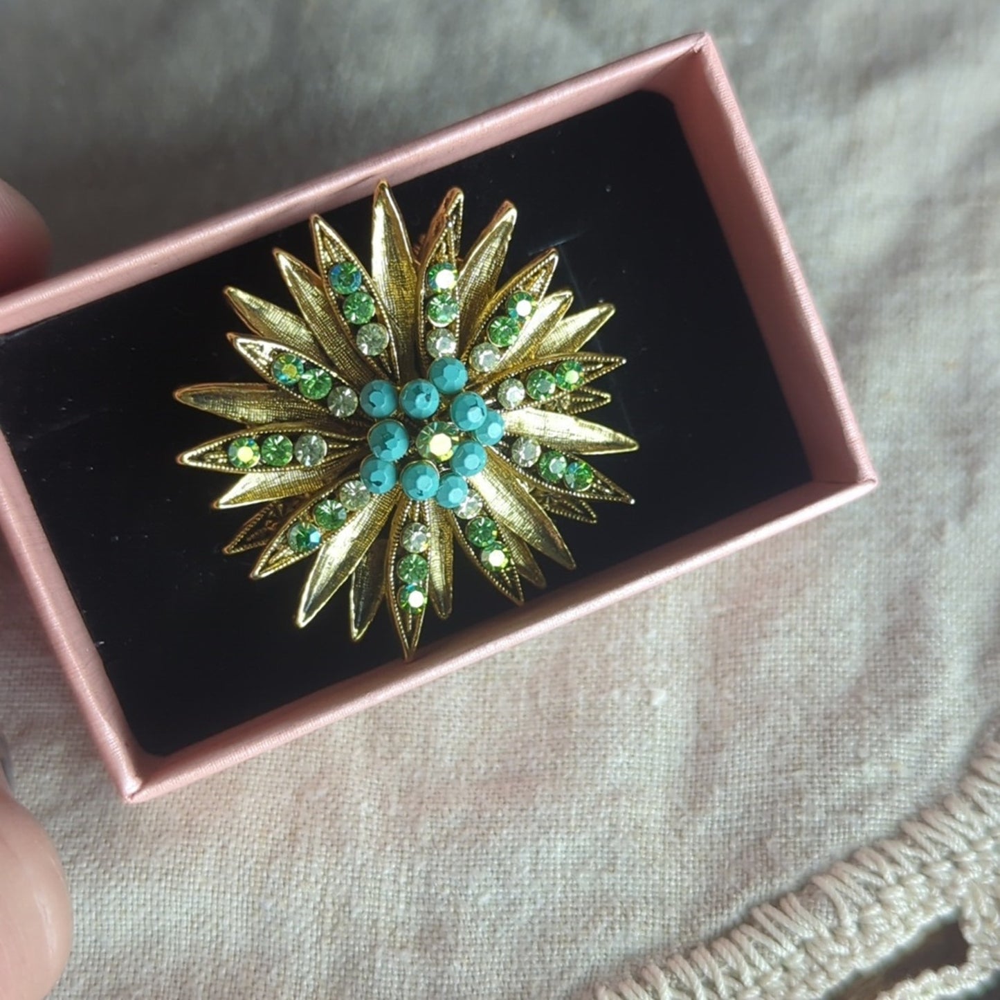 Vintage Starburst Brooch Gold Tone Turquoise & Green Rhinestone Costume Jewelry