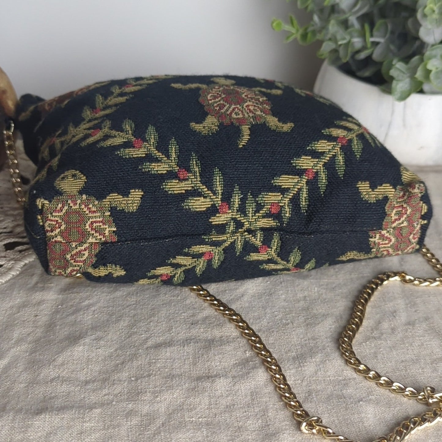 Vintage Tapestry Rare Turtle Crossbody Bag Coastal Y2K Chain Strap Purse