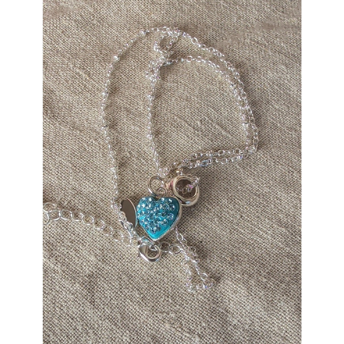 DaVinci Blue Rhinestone Heart Pendant Necklace | Y2K Silver Tone Charm Necklace