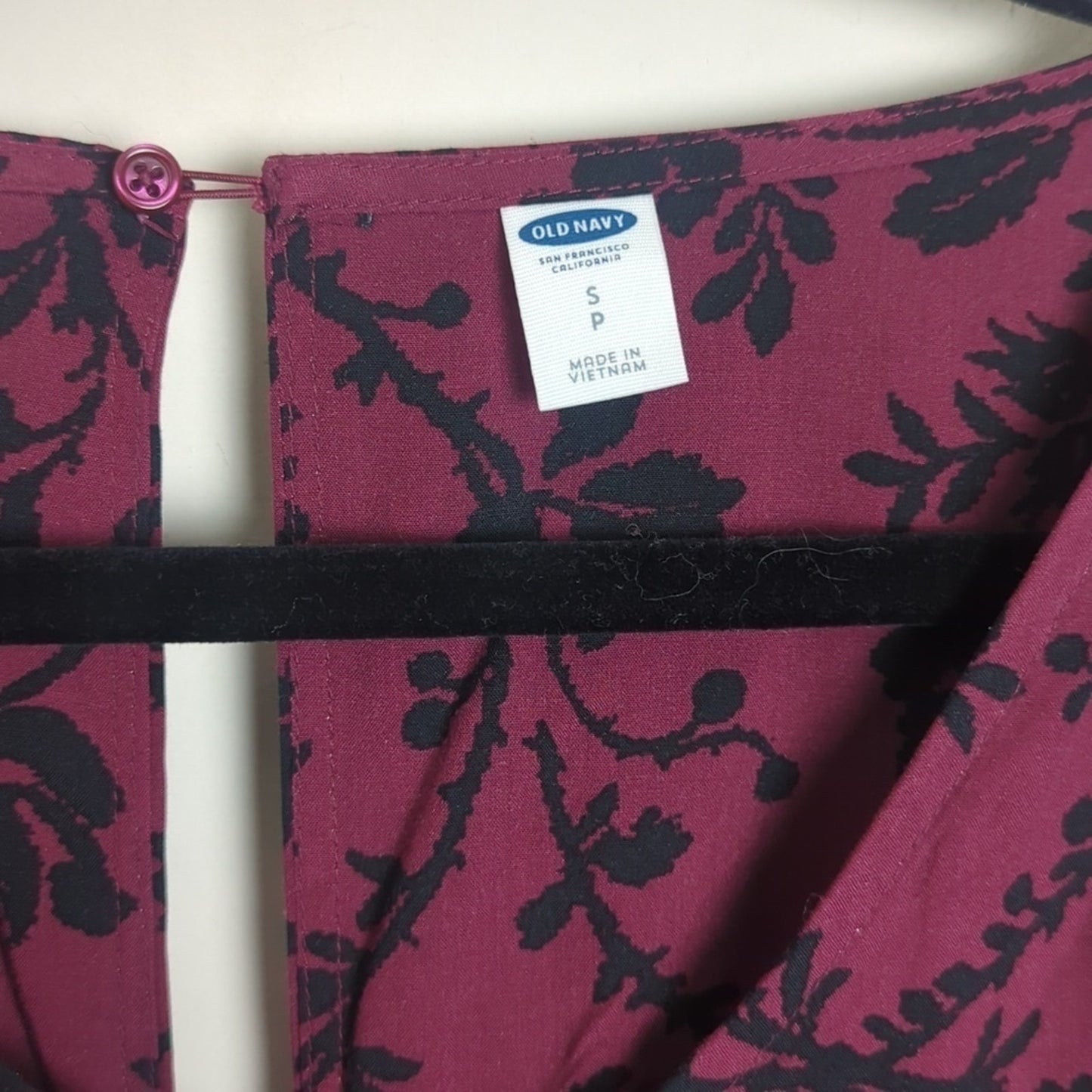 NWT Burgundy & Black Jumper Drawstring Elastic Waist Pockets Women's Small