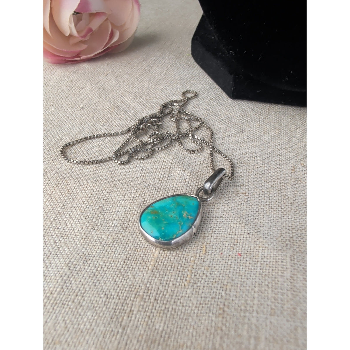Vintage IJC Italy 925 Sterling Silver Turquoise Teardrop Pendant Box Chain Necklace