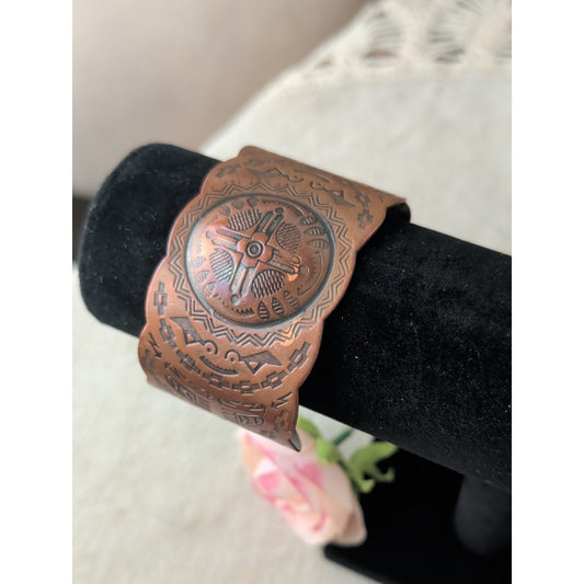 Vintage 1970s Bell Trading Post Solid Copper Repoussé Southwestern Cuff Bracelet