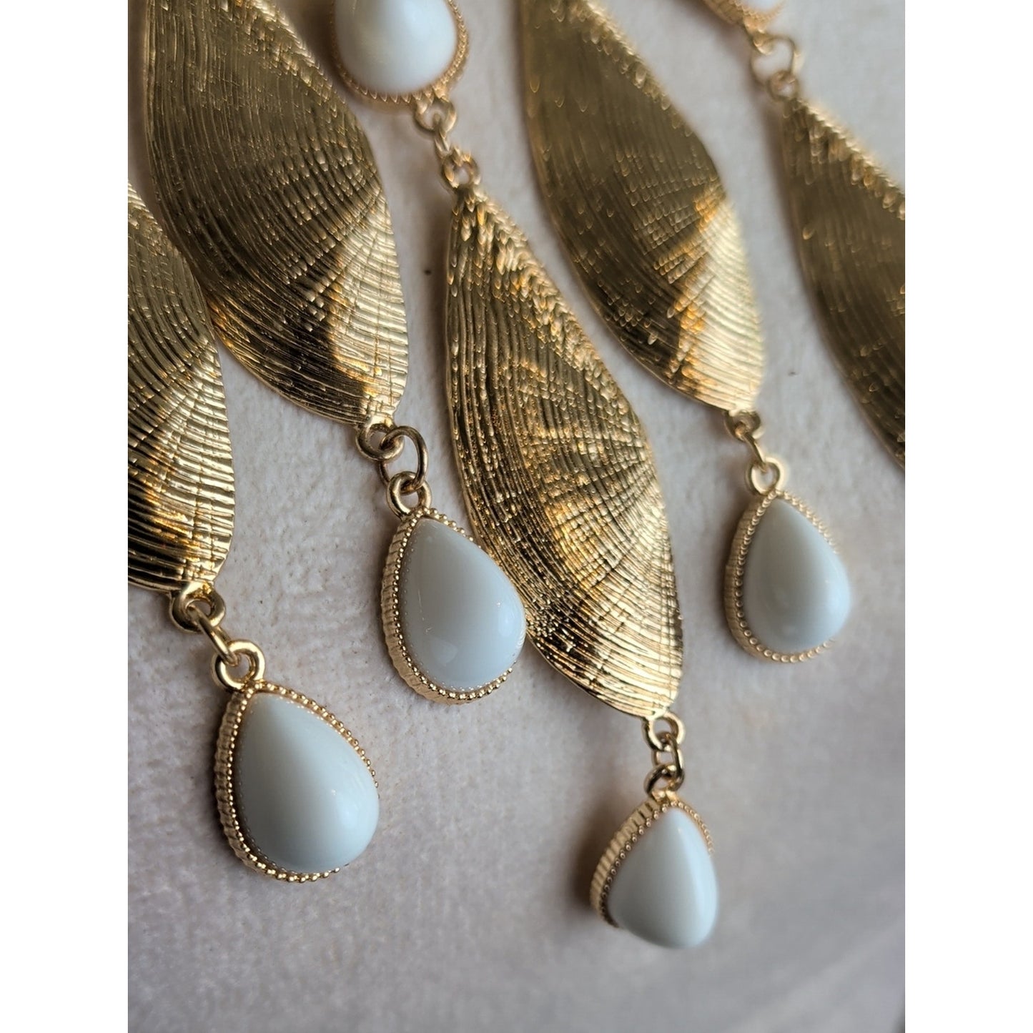 Lilly Pulitzer Gold Tone Statement Necklace Shell Fringe & White Glass Cabochons